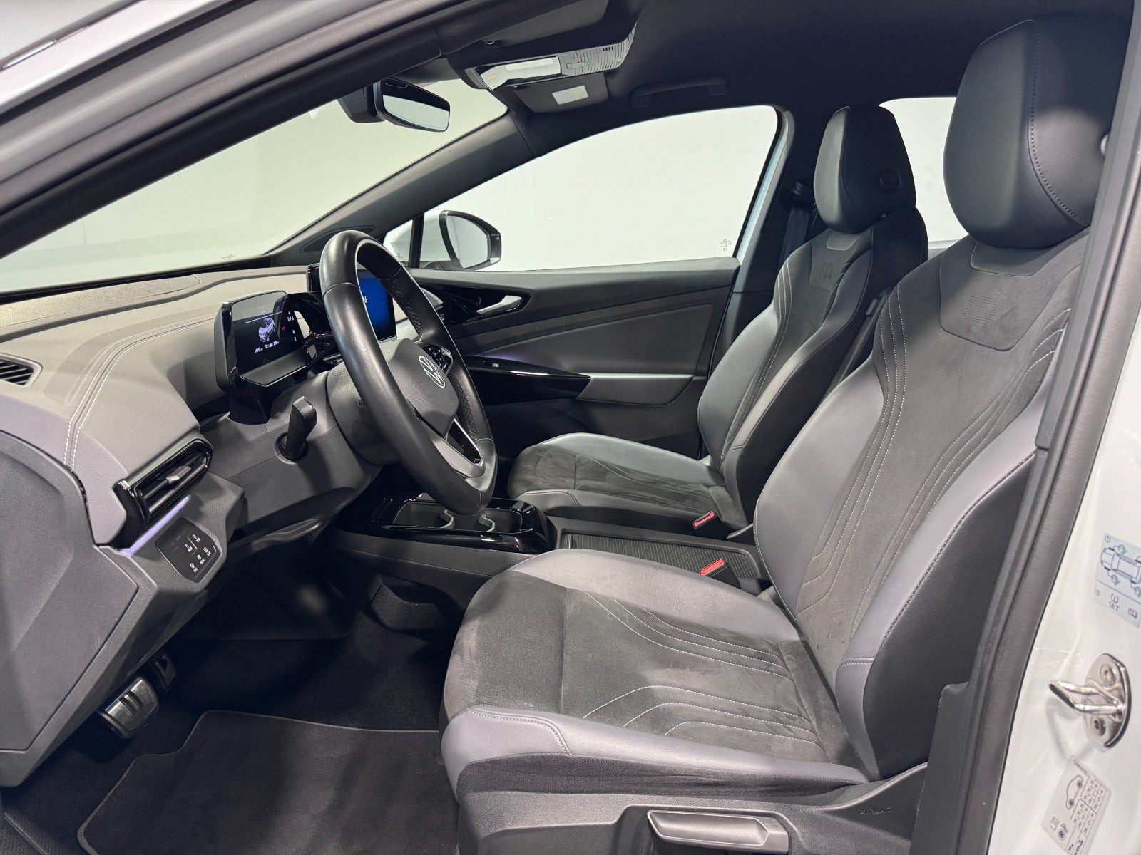 Hvid VW ID.4 fra 2023