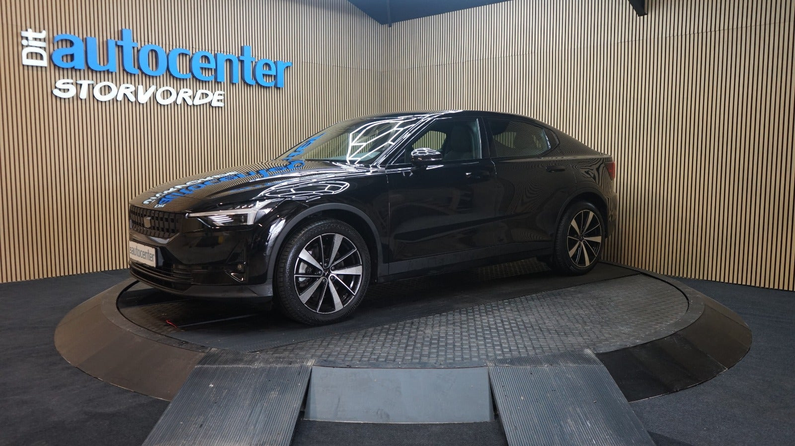 Sort Polestar 2 fra 2022