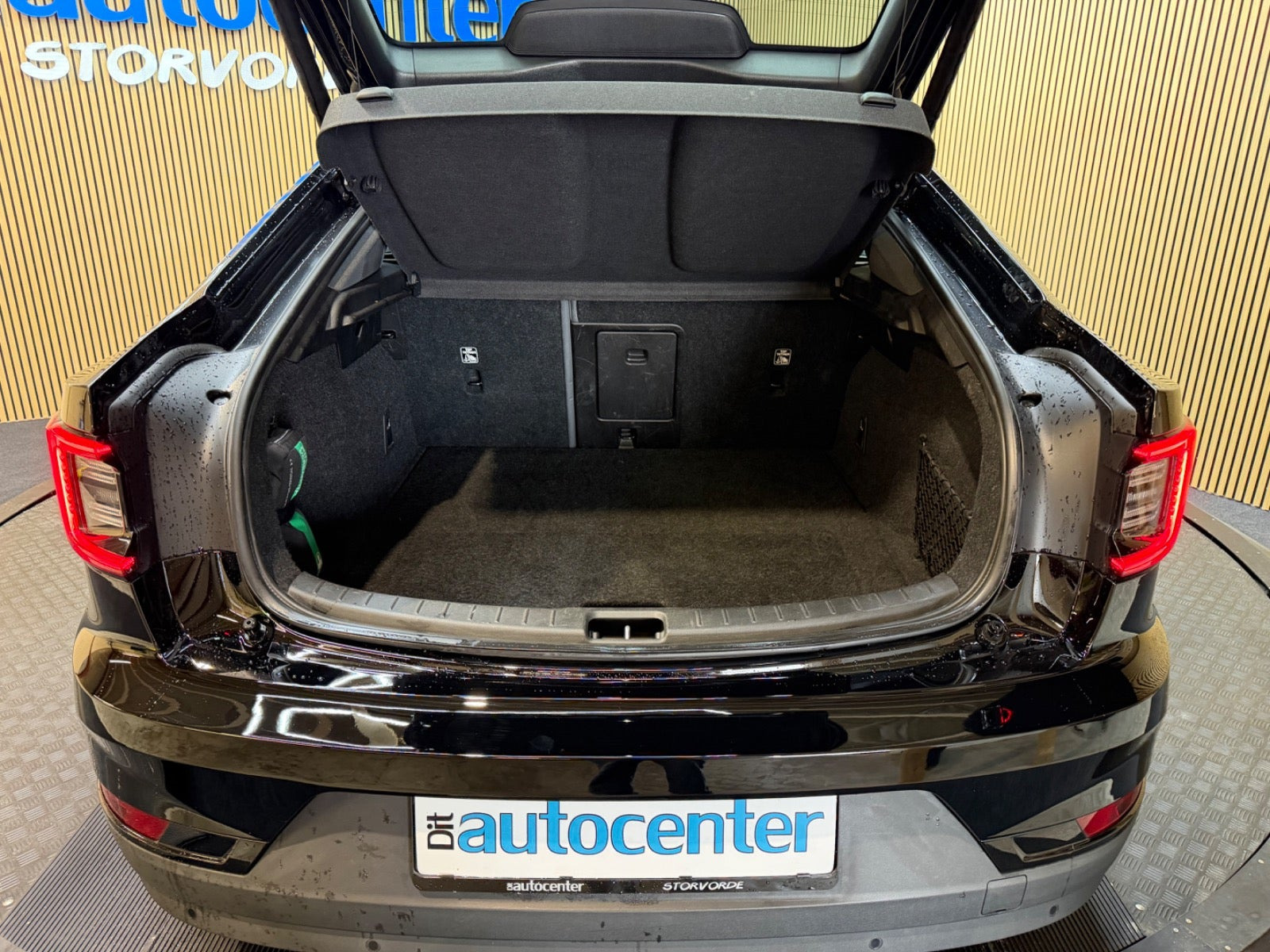 Sort Polestar 2 fra 2022