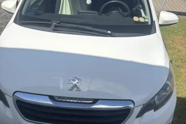 Hvid Peugeot 108 fra 2014
