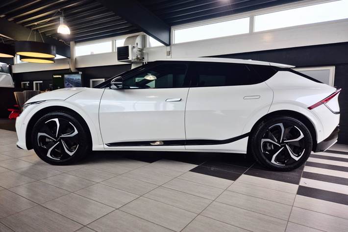 Hvid Kia EV6 fra 2024