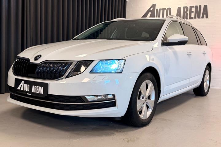 Hvid Skoda Octavia fra 2018