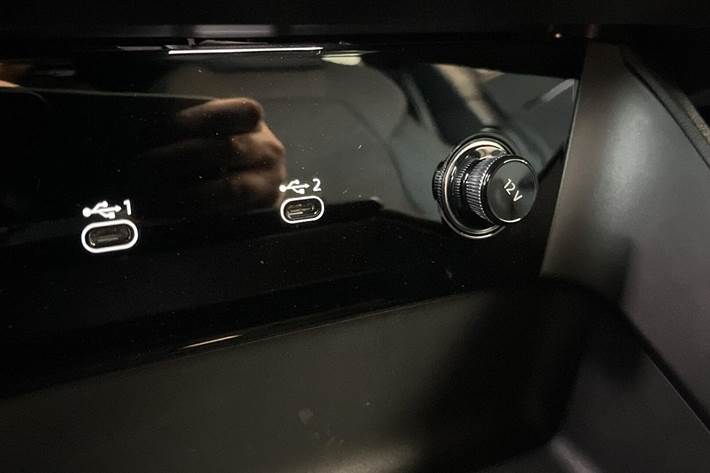 Grå Audi A6 e-tron fra 2026