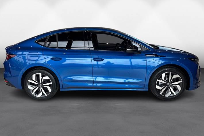 Blå Skoda Enyaq fra 2026