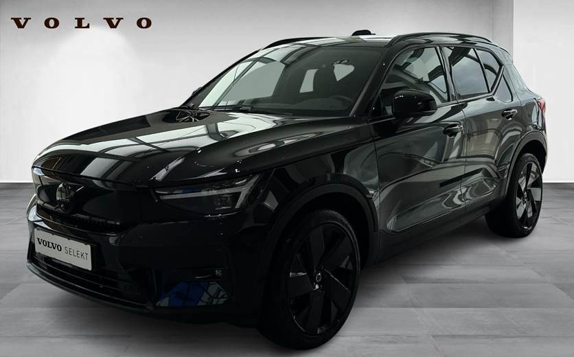 Volvo EX40 Extended Range Black Edition