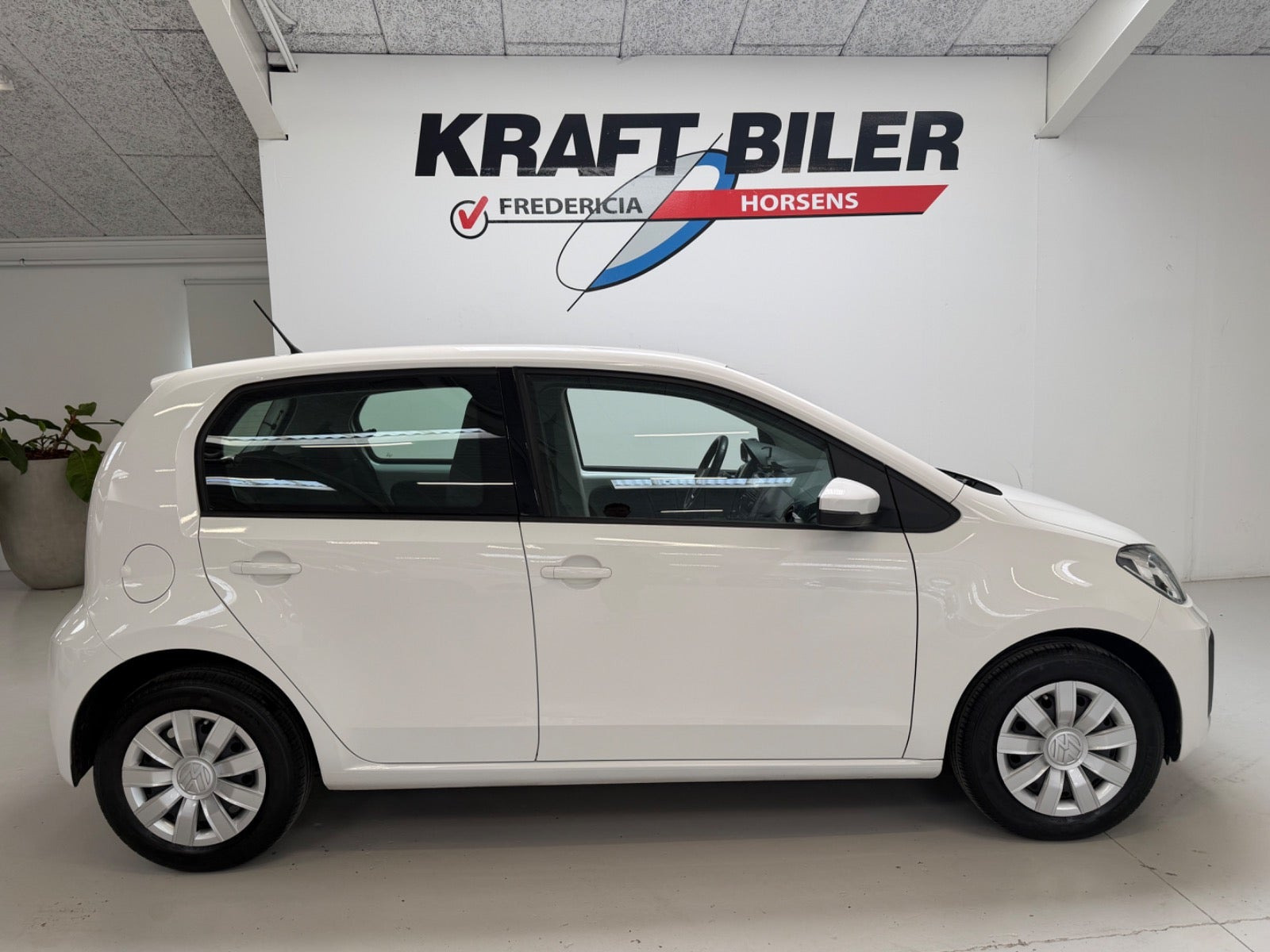 Hvid VW UP! fra 2017