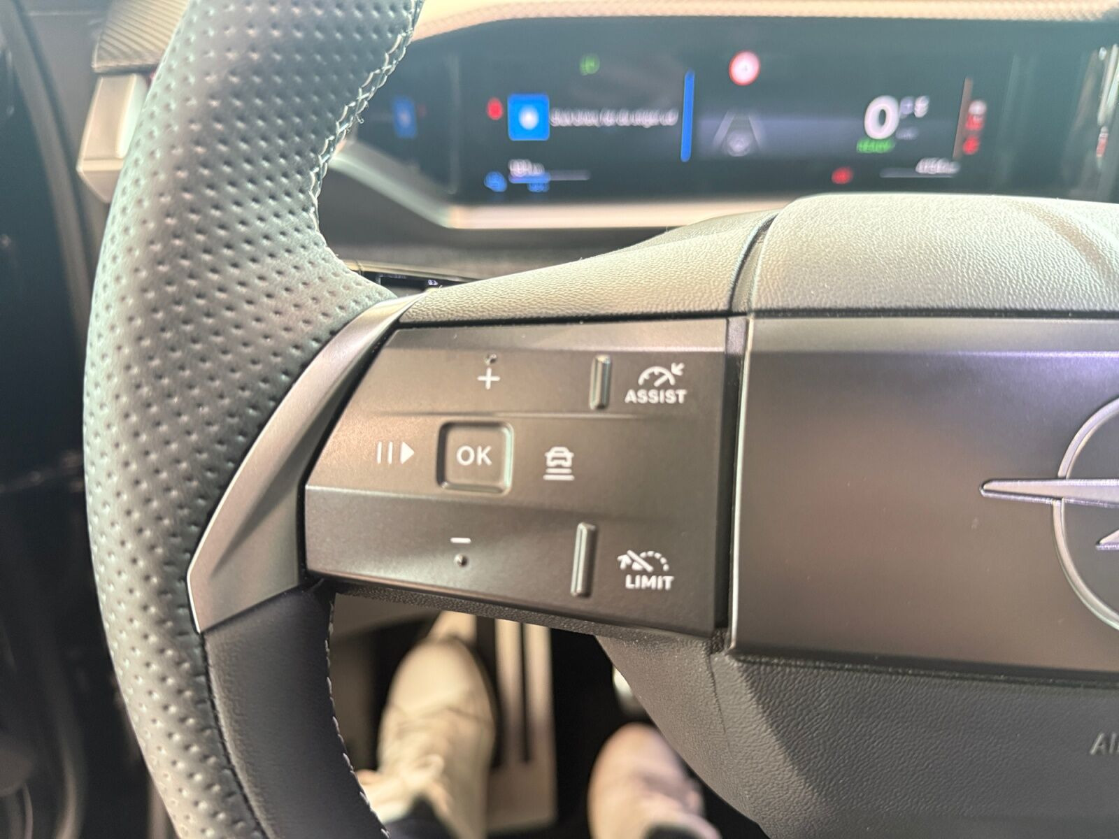 Sort Opel Grandland-e fra 2026