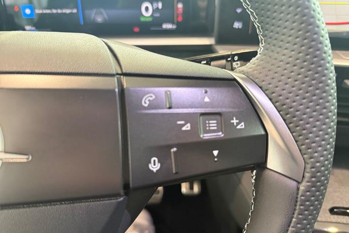Sort Opel Grandland-e fra 2026