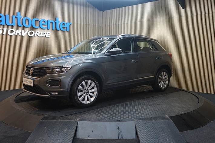 Grå VW T-Roc fra 2021