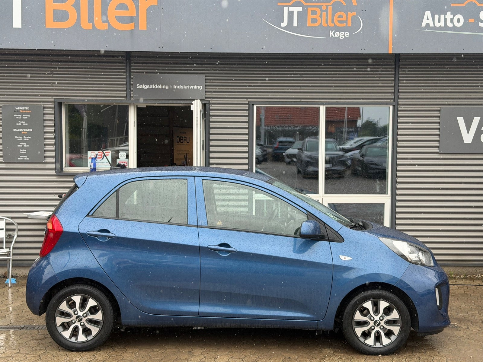 Blå Kia Picanto fra 2017