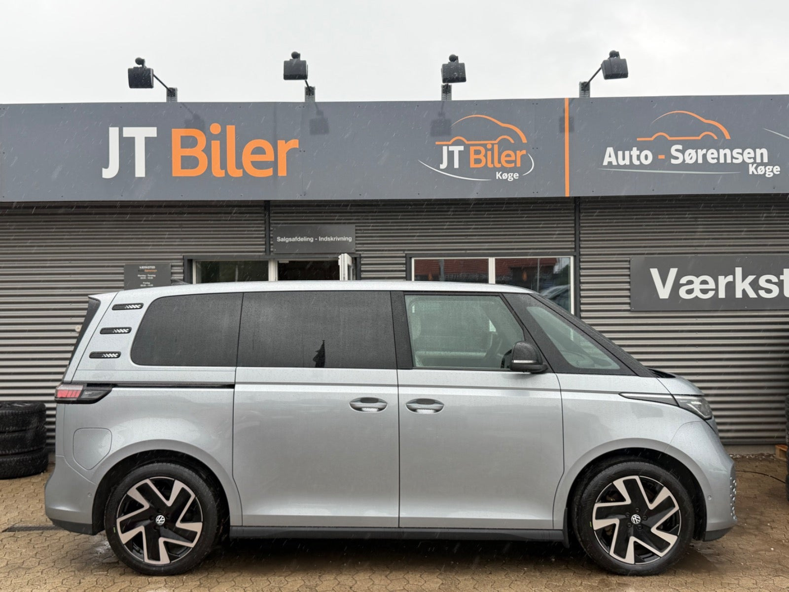 Sølv VW ID.Buzz fra 2024