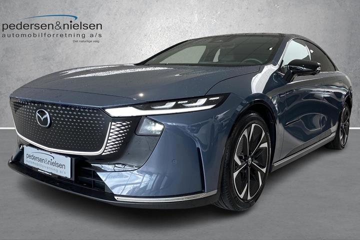 undefined Mazda 6e fra 2025 set udefra