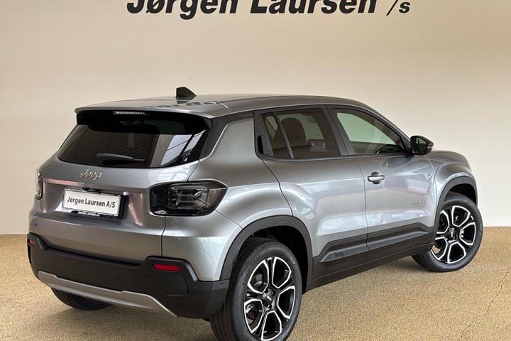 Grå Jeep Avenger fra 2025