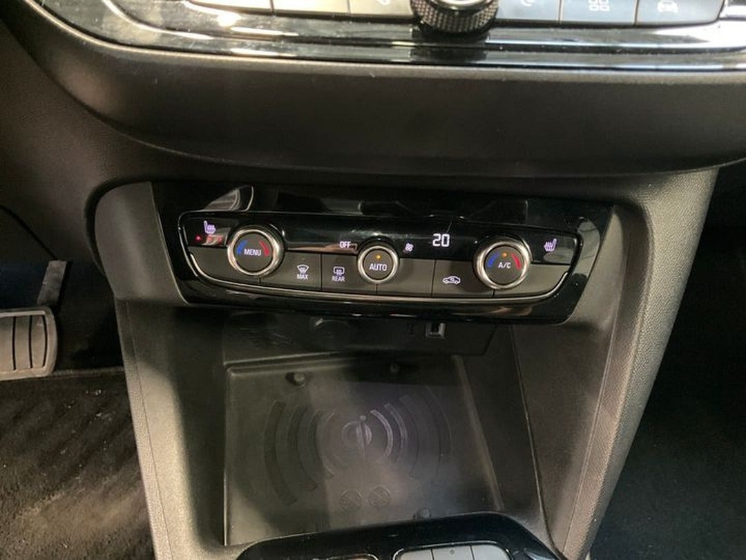 Sort Opel Corsa-e fra 2023