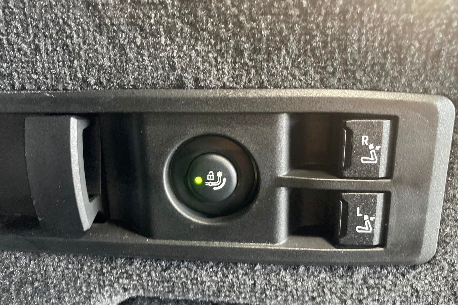 Grå BMW iX fra 2022