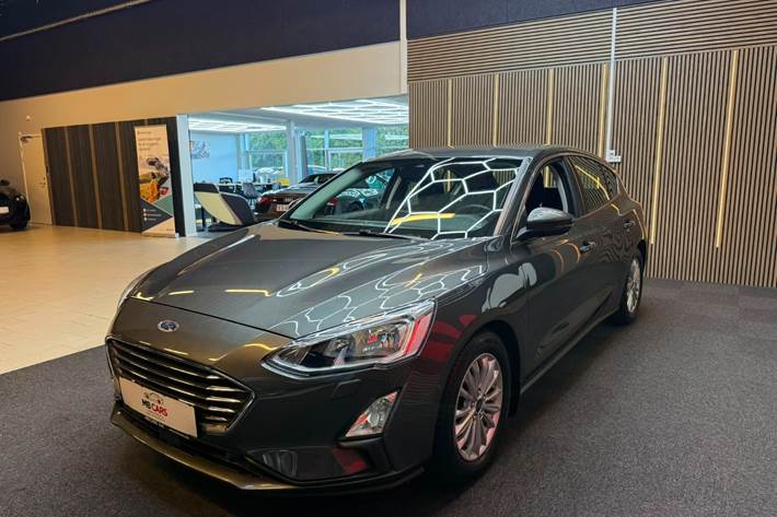 Grå Ford Focus fra 2019