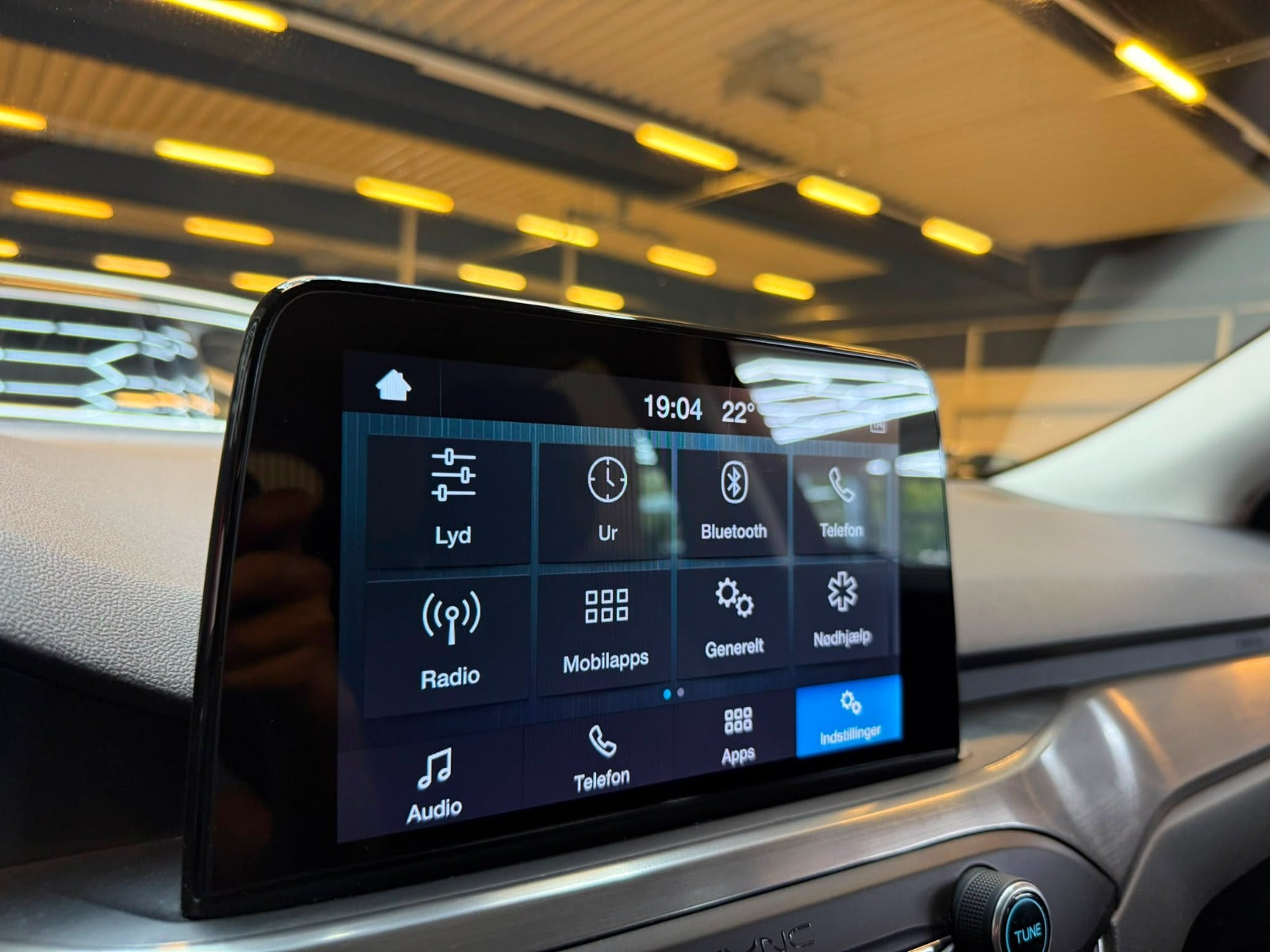 Grå Ford Focus fra 2019