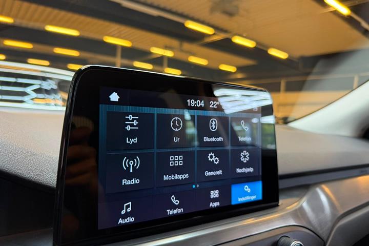 Grå Ford Focus fra 2019