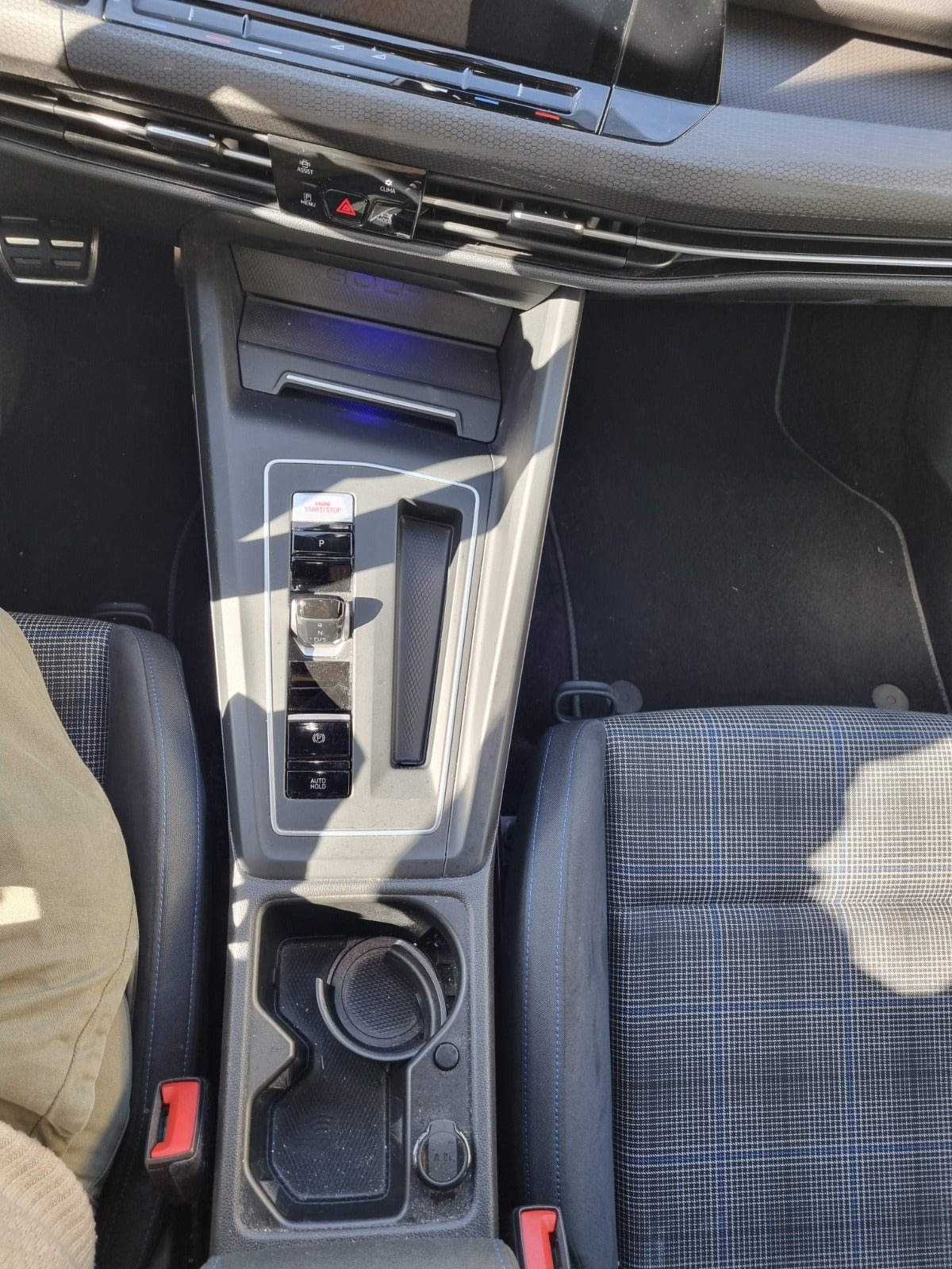 Hvid VW Golf VIII fra 2021