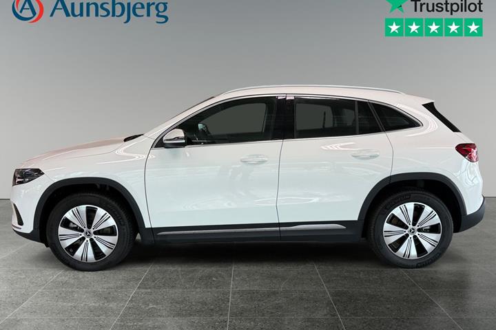 Hvid Mercedes EQA250+ fra 2025