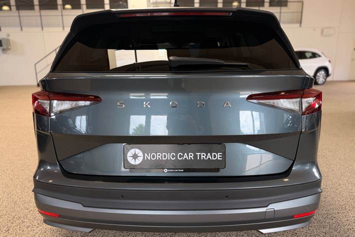 Grå Skoda Enyaq fra 2021