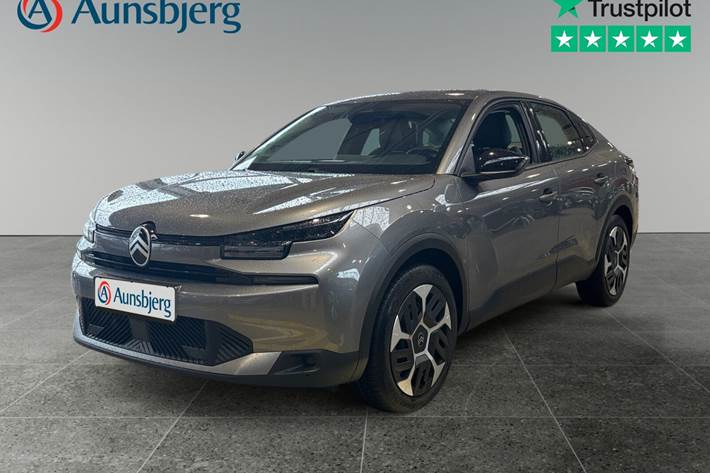 Grå Citroën ë-C4 X fra 2025 set udefra