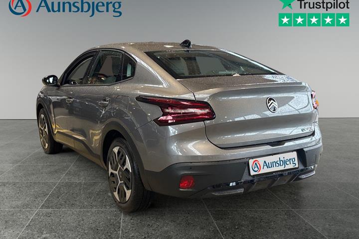 Grå Citroën ë-C4 X fra 2025