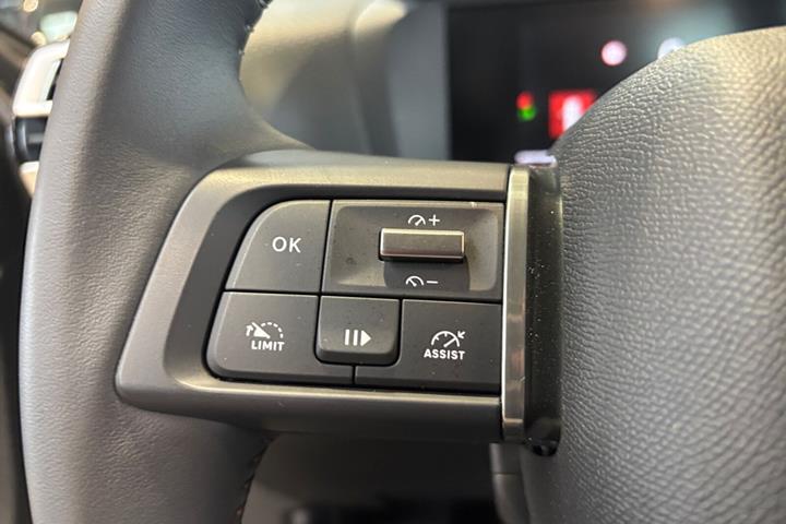 Grå Citroën ë-C4 X fra 2025