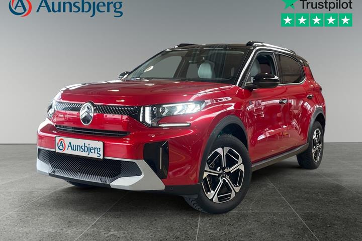 Rød Citroën e-C3 Aircross fra 2025 set udefra