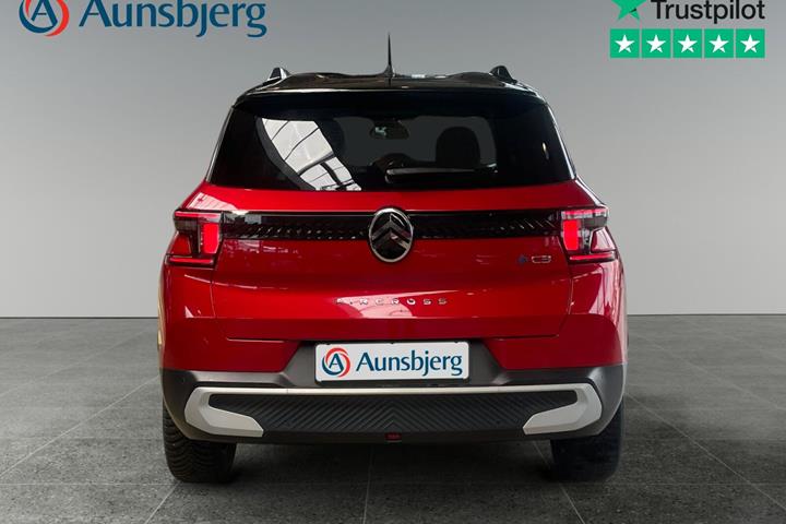 Rød Citroën e-C3 Aircross fra 2025