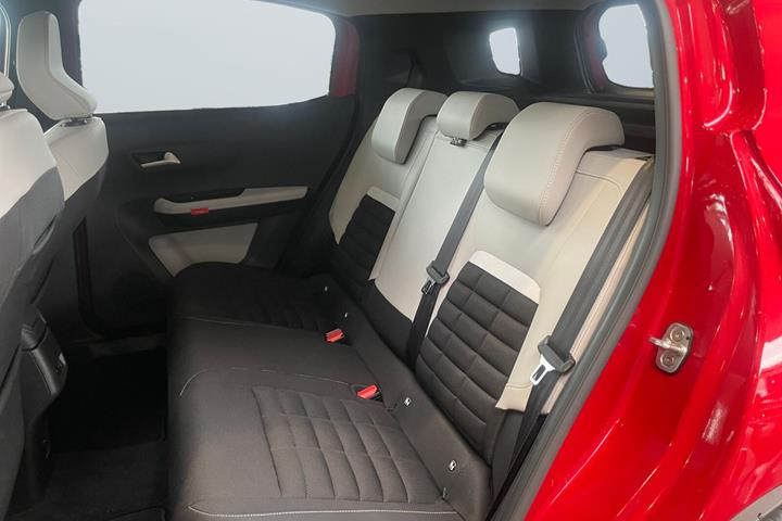Rød Citroën e-C3 Aircross fra 2025