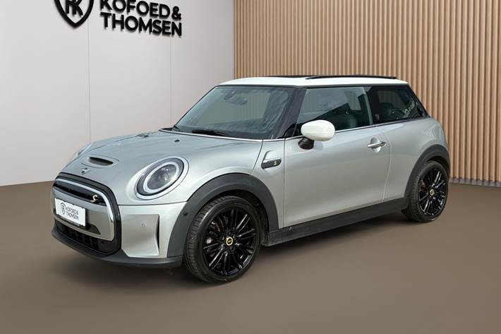 Sølv Mini Cooper fra 2023