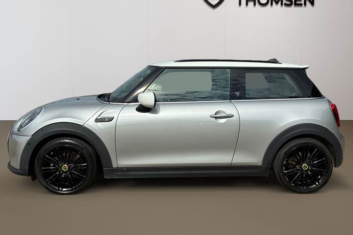 Sølv Mini Cooper fra 2023