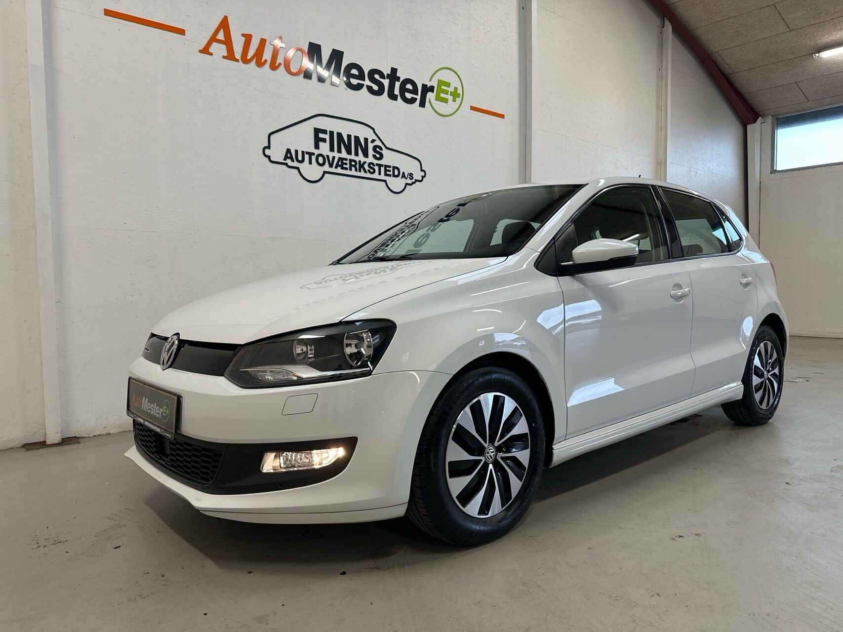 Hvid VW Polo fra 2016