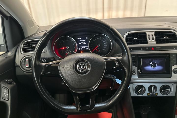 Hvid VW Polo fra 2016