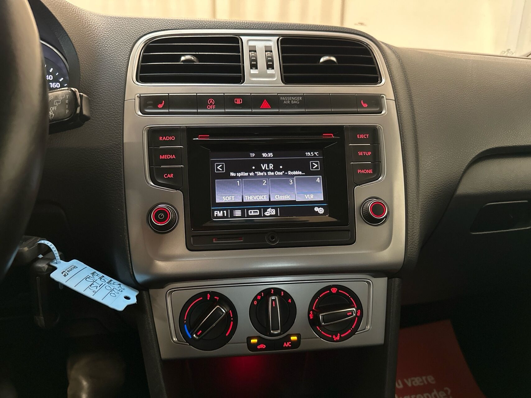 Hvid VW Polo fra 2016