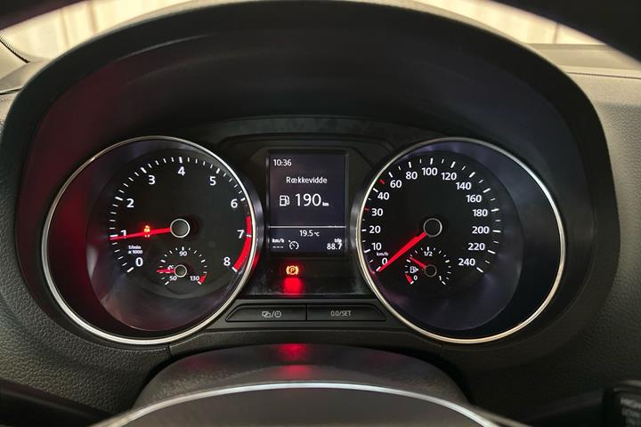 Hvid VW Polo fra 2016