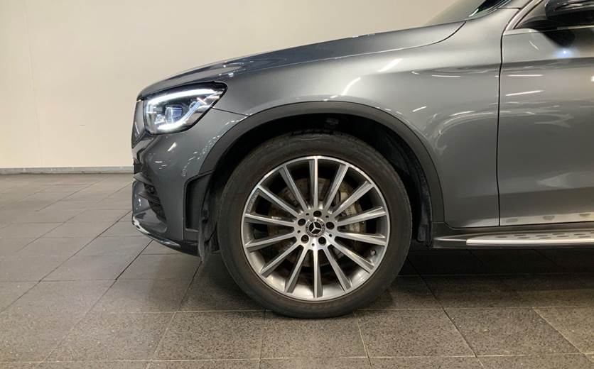 Mercedes GLC300