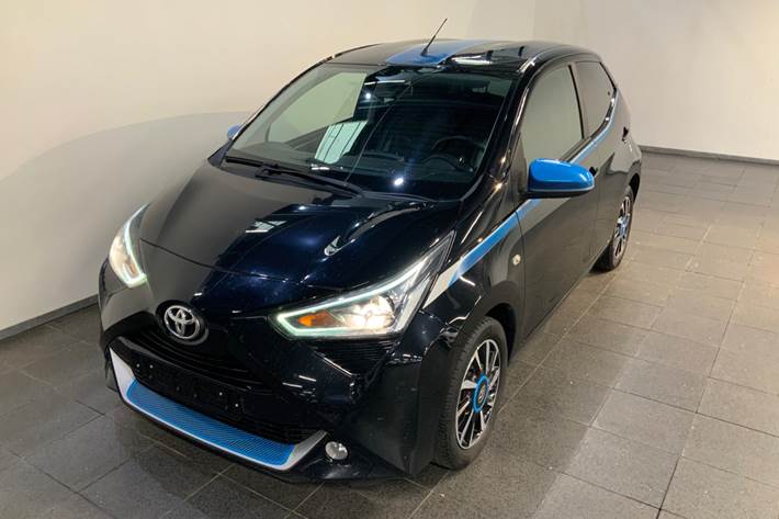 Sort Toyota Aygo fra 2018