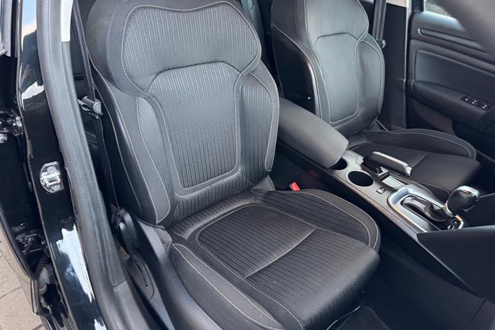 Sort Renault Megane IV fra 2018