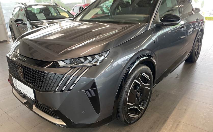 Peugeot e-3008 77 GT