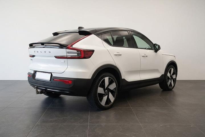 Hvid Volvo C40 fra 2021