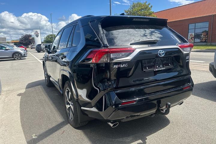 undefined Toyota RAV4 Plug-in fra 2022