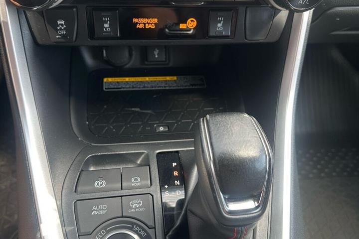 undefined Toyota RAV4 Plug-in fra 2022
