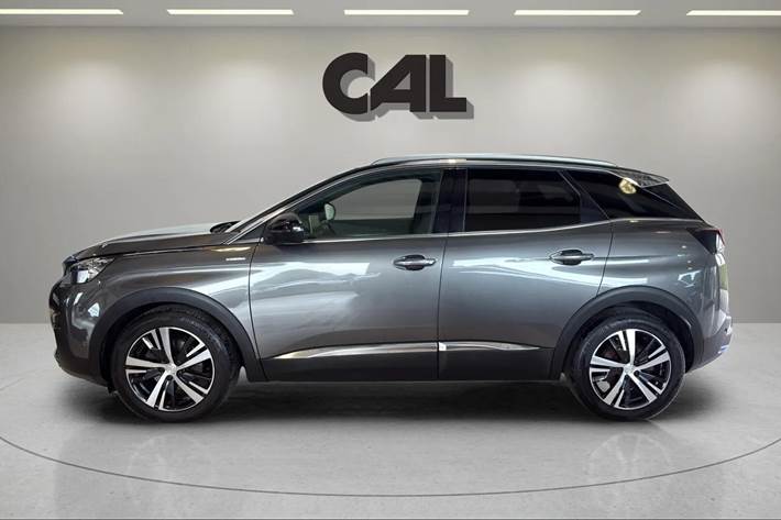Grå Peugeot 3008 fra 2018