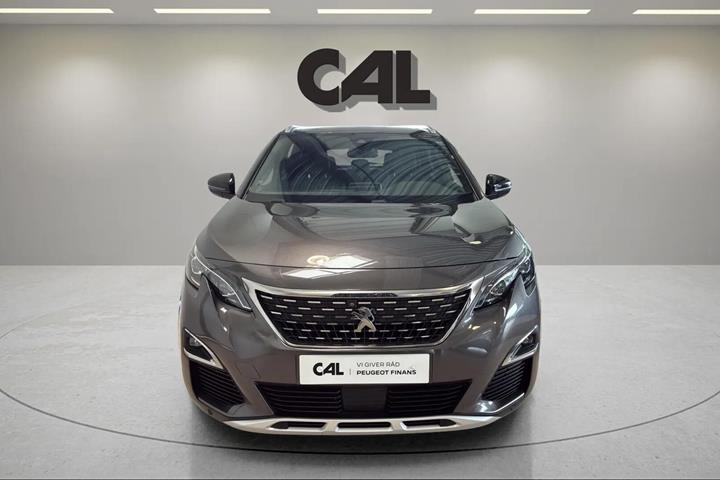 Grå Peugeot 3008 fra 2018