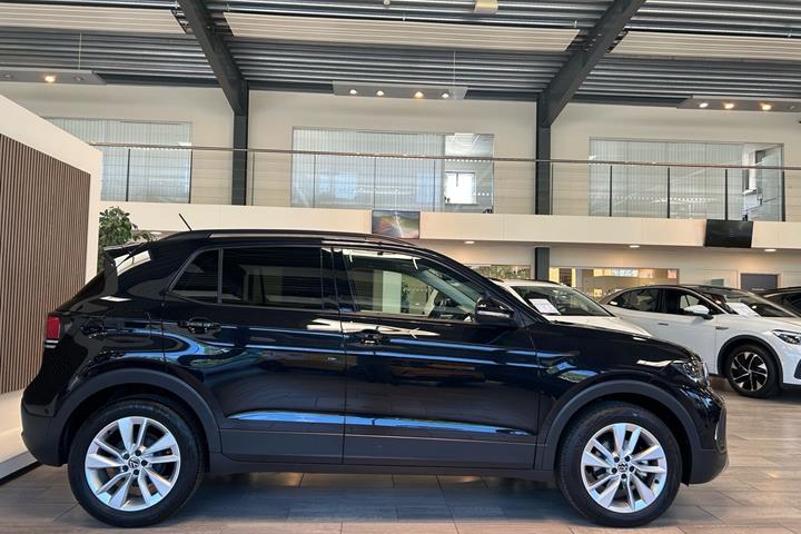 Sort VW T-Cross fra 2024