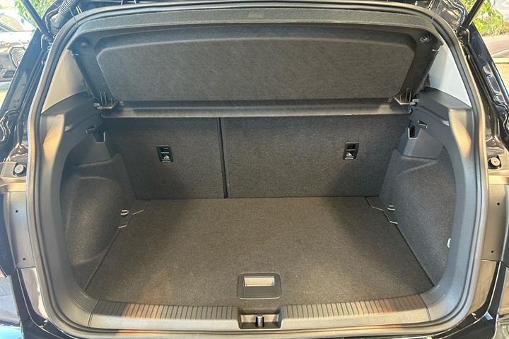 Sort VW T-Cross fra 2024