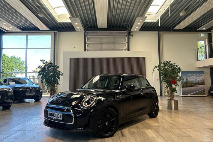 Sort Mini Cooper fra 2024