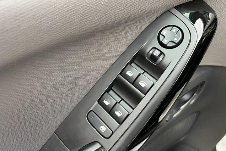 Grå Citroën Grand C4 SpaceTourer fra 2019